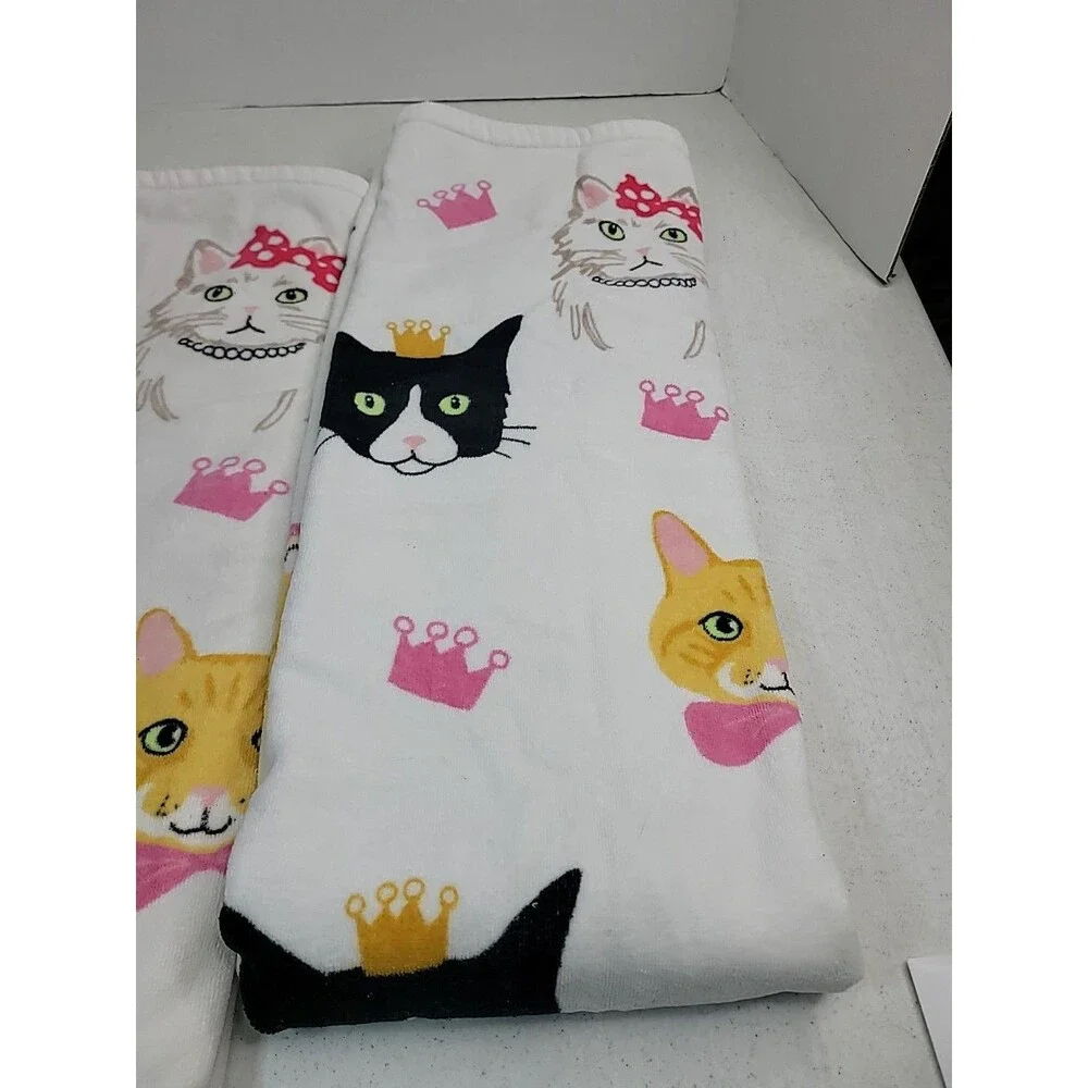 Kassafina Spoiled Cats Live Here Set Of 2 Plush Big Bath Towels